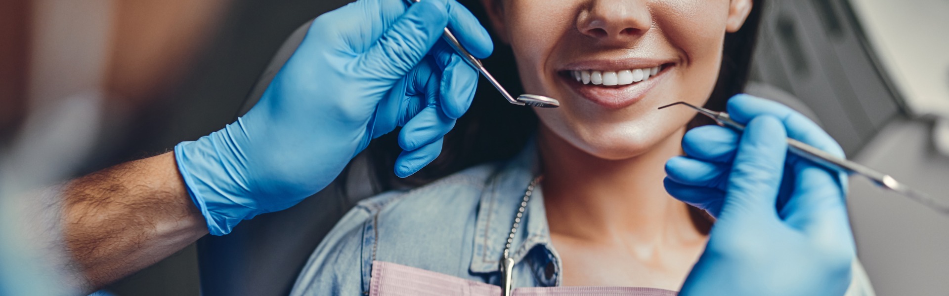 Dental hygienist gives handjob