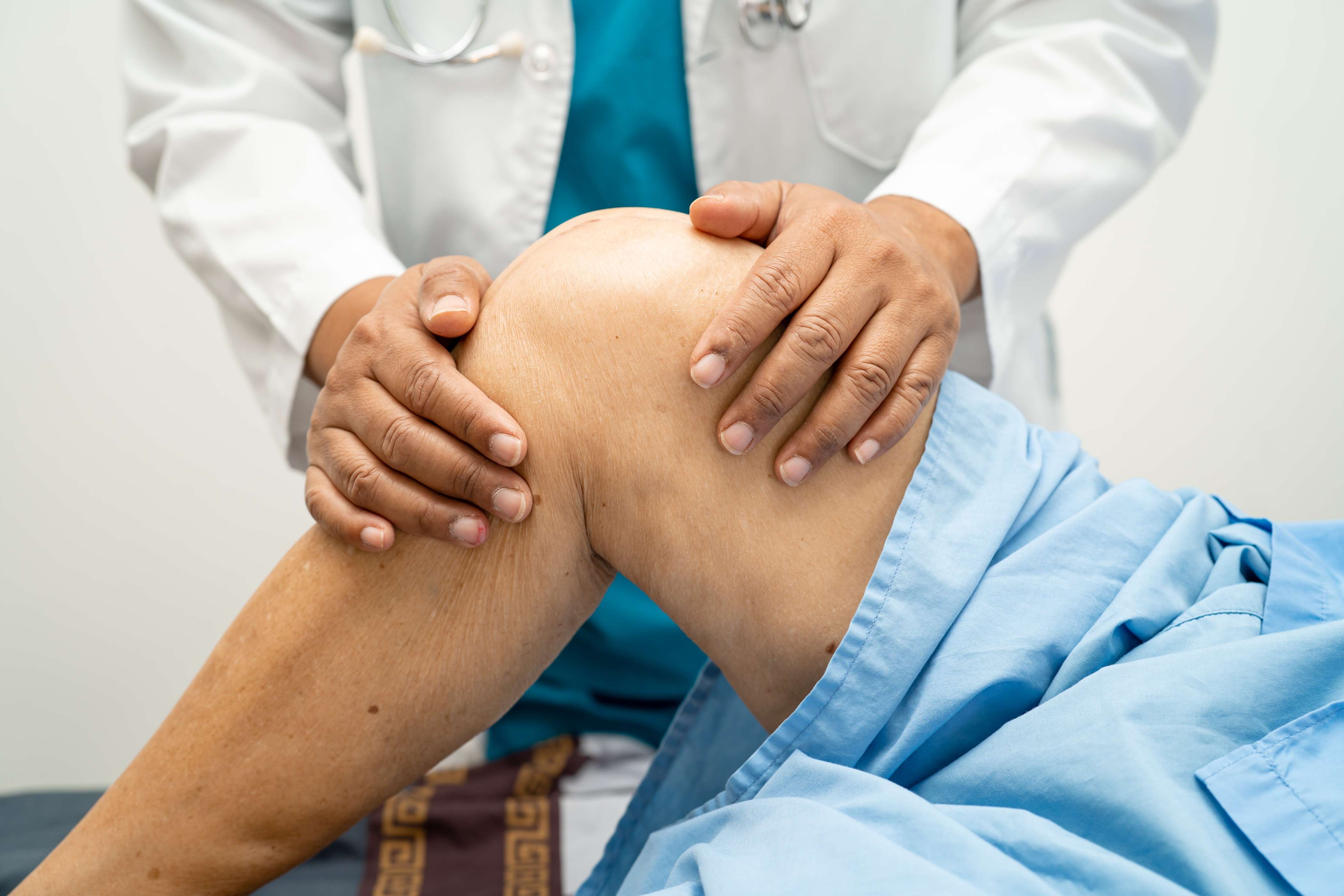 Worried About Joint Replacement Surgery? Here's What You Need to Know!